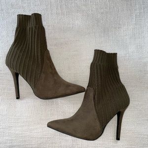 Suede Booty | Heel | Army Green | 7.5